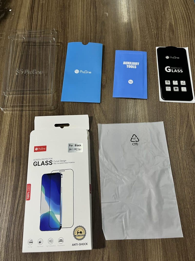 محافظ صفحه نمایش مناسب برای گوشی موبایل اپل iPhone 14 Pro پرووان - 