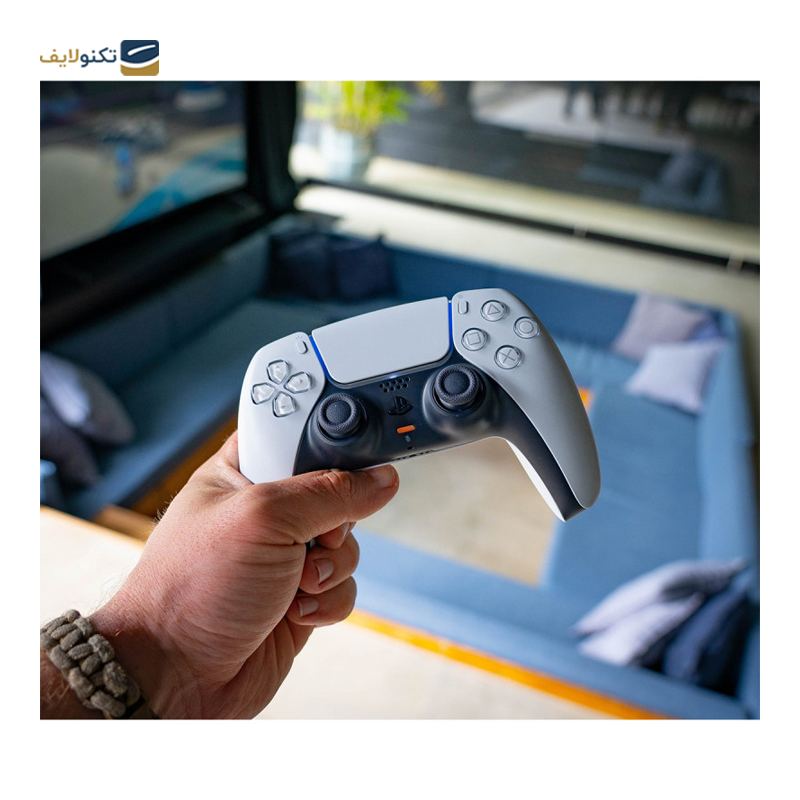 پلی استیشن 5 استاندارد دیسک خور با دو دسته - Playstation 5 Standard with 2 DualSense controllers